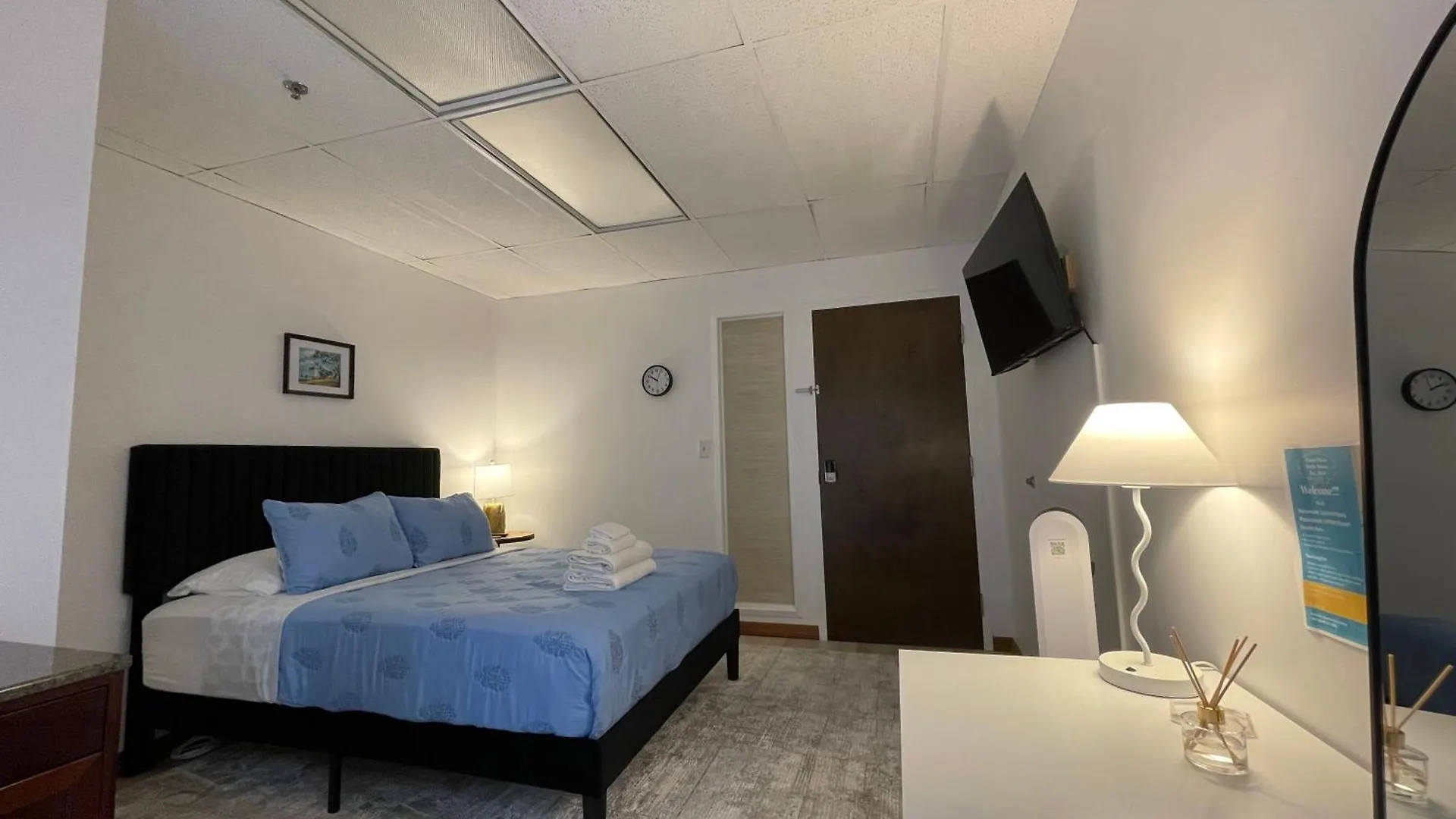 بيت شباب Doho Suites هونولولو