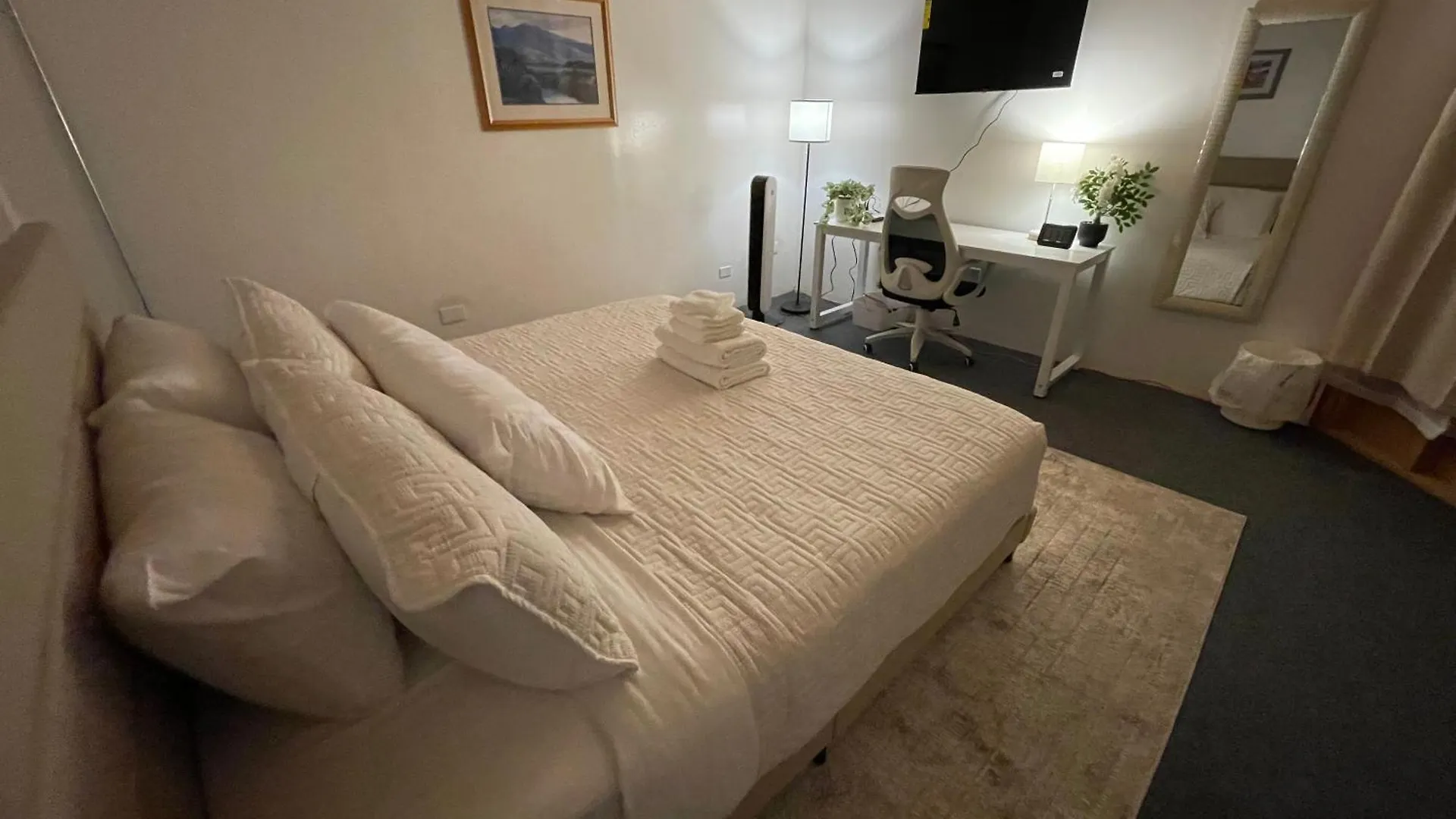 Doho Suites هونولولو 0*,